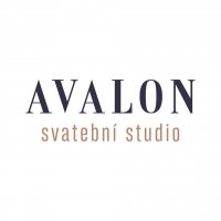 studio-avalon-svatebni-a-spolecenske-saty