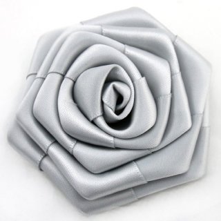 Stříbrná růže